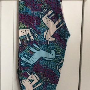 LuLaRoe leggings OS. Like new, worn once. Lovely!